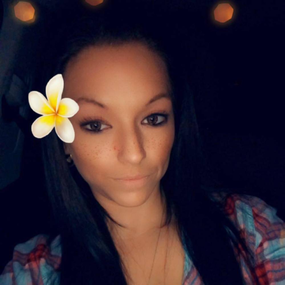 Meet your Posher, Deanna